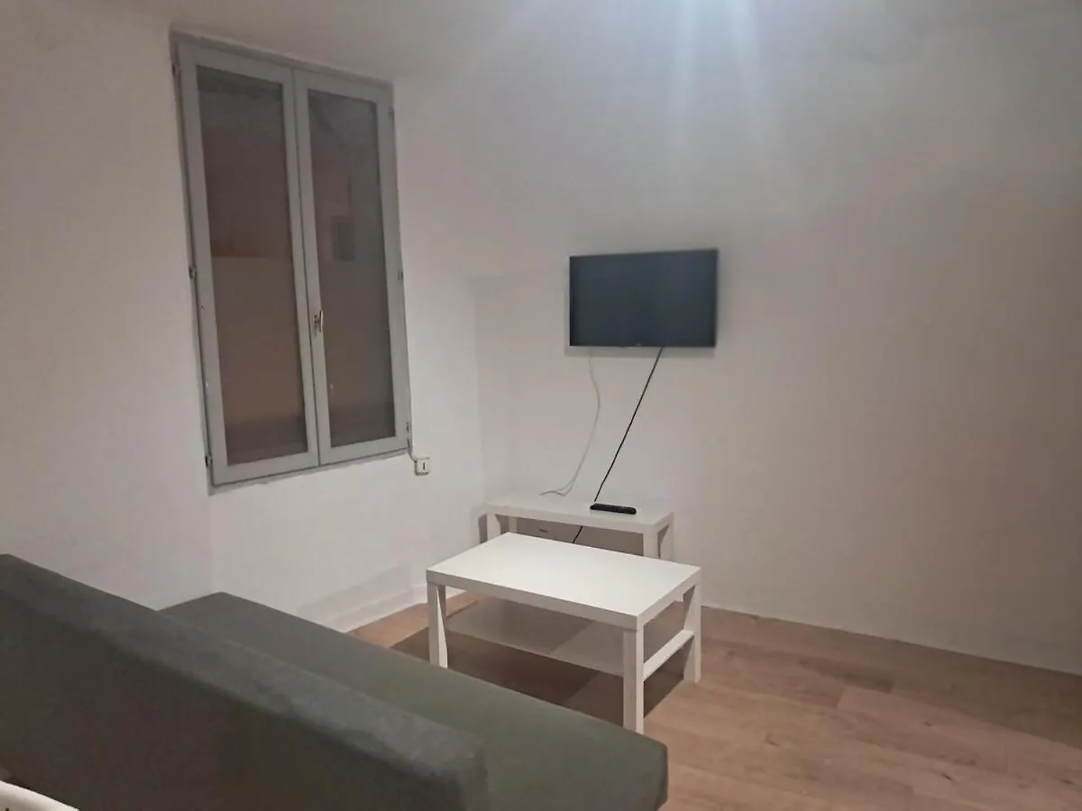 Apartment 53, Opera Studio Toulon